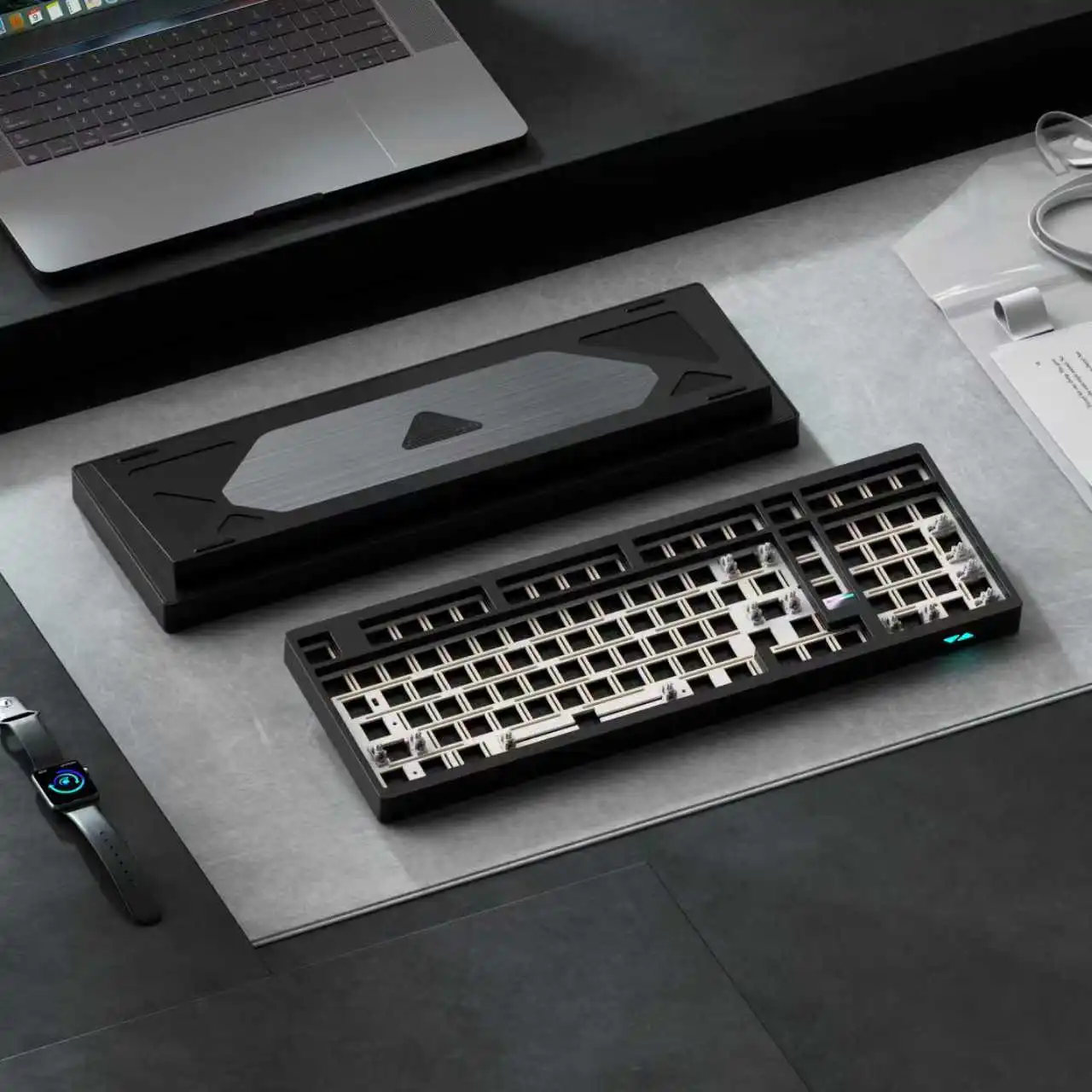 Max102 Barebones Kit Keyboard - Image 2