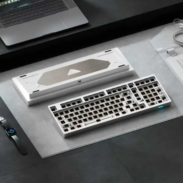 Max102 Barebones Kit Keyboard — Silver